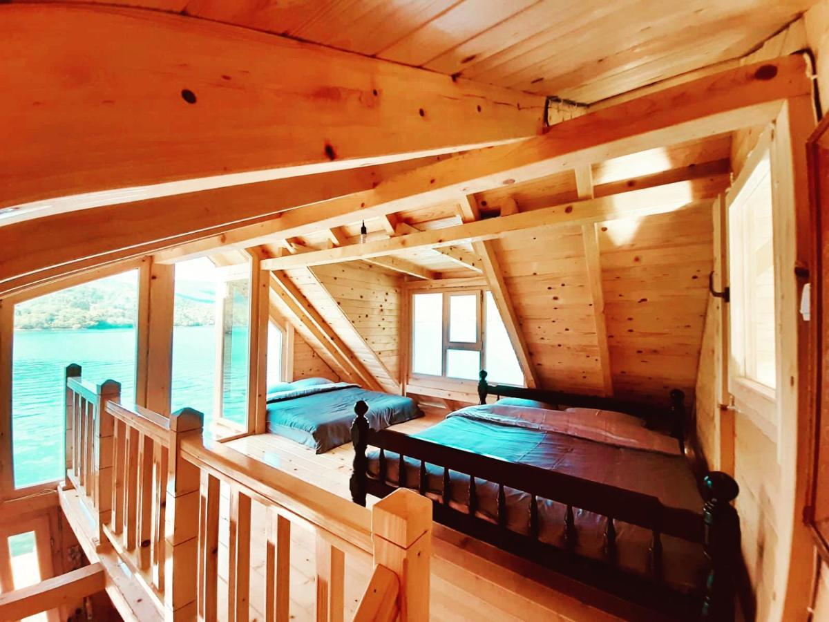 Lake House Perucac Rastiste Extérieur photo